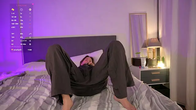 Amazon Fae online show from February 14, 2026, 3:01 pm