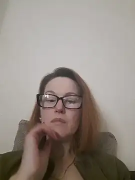Snapshot of LanaOlbenst chatting on April 20, 2026, 7:04 pm LanaOlbenst online show from April 20, 2026, 7:04 pm