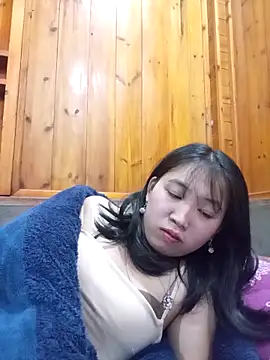 Snapshot of susie_min chatting on November 27, 2025, 12:38 pm susie min online show from November 27, 2025, 12:38 pm