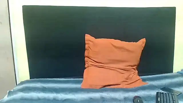 WildHornyTiger18 online show from March 3, 2026, 8:16 pm