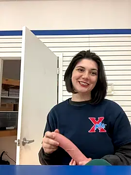 Kora Kat online show from December 5, 2025, 7:40 am