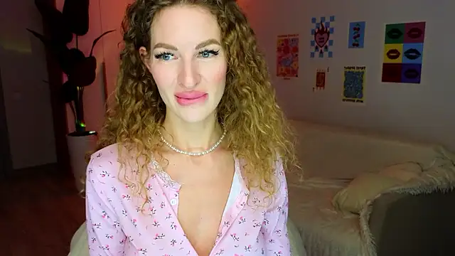 Snapshot of Anna__Herrera chatting on March 9, 2026, 2:15 am Anna Herrera online show from March 9, 2026, 2:15 am