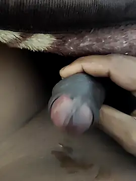 Snapshot of Hotboylumia_825321 chatting on December 21, 2025, 2:24 am Hotboylumia 825321 online show from December 21, 2025, 2:24 am