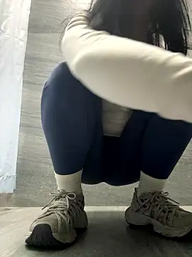 Snapshot of mitao_xx chatting on January 13, 2026, 3:21 am mitao xx online show from January 13, 2026, 3:21 am