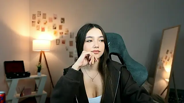 Snapshot of Vexorine chatting on March 14, 2026, 7:53 pm Vexorine online show from March 14, 2026, 7:53 pm