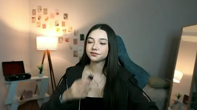 Snapshot of Vexorine chatting on April 9, 2026, 7:31 pm Vexorine online show from April 9, 2026, 7:31 pm