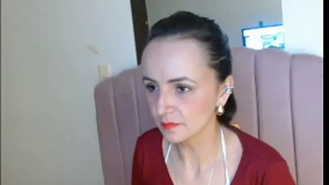 Snapshot of Juliana__lx chatting on March 16, 2026, 2:21 pm Juliana lx online show from March 16, 2026, 2:21 pm