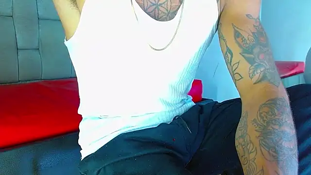 Snapshot of Hot_Latino_x chatting on March 20, 2026, 12:28 pm Hot Latino x online show from March 20, 2026, 12:28 pm