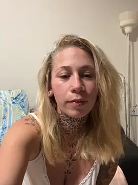 Snapshot of Antoniia69 chatting on November 25, 2025, 11:37 pm Antoniia69 online show from November 25, 2025, 11:37 pm