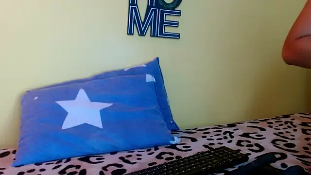 angel18evil online show from January 8, 2026, 12:38 am