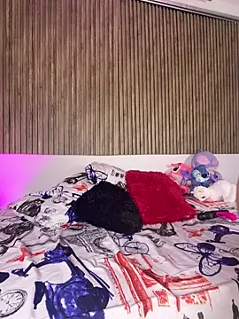 Snapshot of Hayley-Fox chatting on April 12, 2026, 12:58 am Hayley-Fox online show from April 12, 2026, 12:58 am