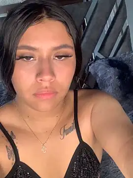 Bailey Pink online show from November 25, 2025, 4:29 pm