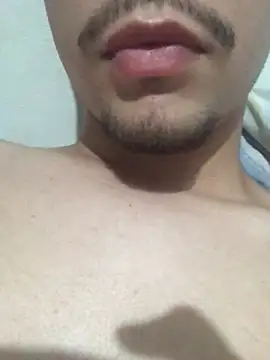 vitorwez online show from January 13, 2026, 1:09 am