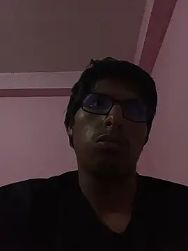 LUISxtlv2 online show from November 20, 2025, 10:20 pm