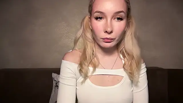 keeendall online show from February 26, 2026, 8:09 pm