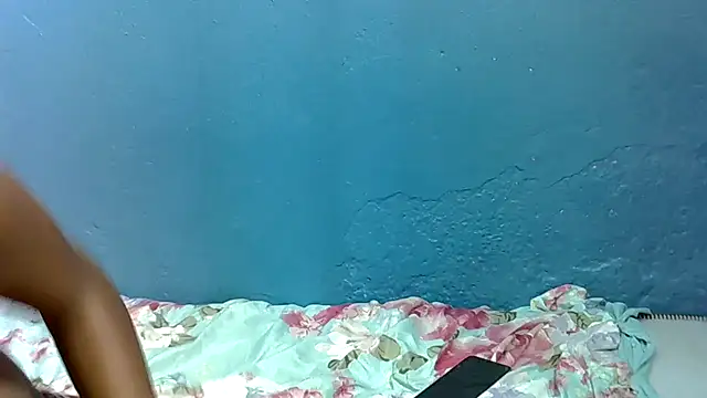 Snapshot of VirginPrincess06 chatting on February 11, 2026, 1:33 pm VirginPrincess06 online show from February 11, 2026, 1:33 pm