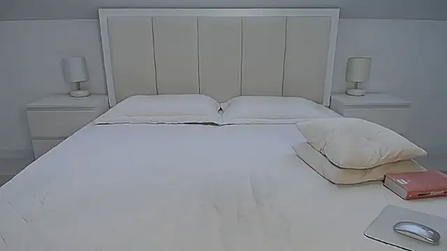 Milena29 online show from March 16, 2026, 5:37 am