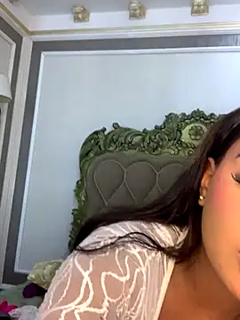 Snapshot of Mariana_Davies1 chatting on November 27, 2025, 2:28 pm Mariana Davies1 online show from November 27, 2025, 2:28 pm