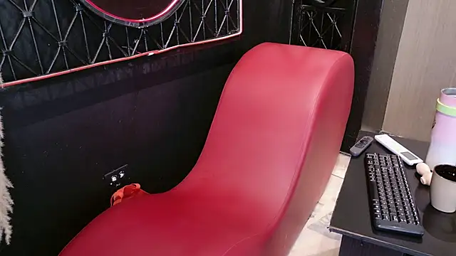 Samantha griim online show from December 13, 2025, 11:22 pm