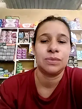 Snapshot of MIA-LARIOS chatting on April 21, 2026, 2:45 pm MIA-LARIOS online show from April 21, 2026, 2:45 pm