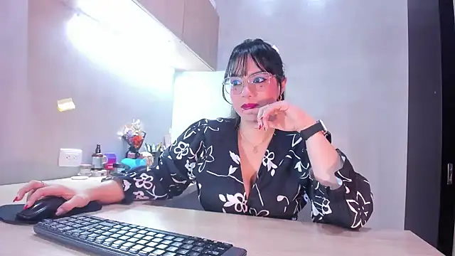 Haylenpark online show from May 17, 2026, 9:42 am
