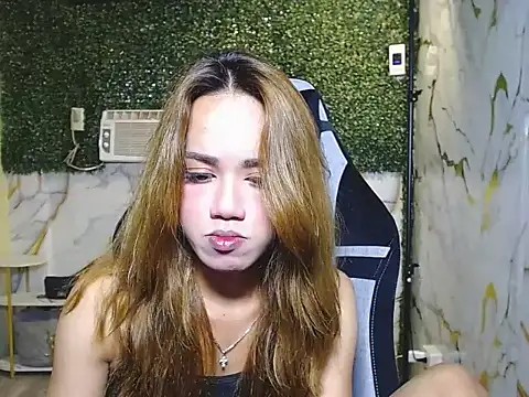 imadriana12 online show from November 26, 2025, 6:19 pm