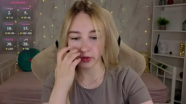 Shy Polly online show from July 23, 2026, 12:02 am