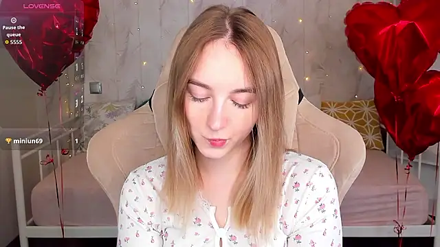 Shy Polly online show from February 25, 2026, 12:11 am