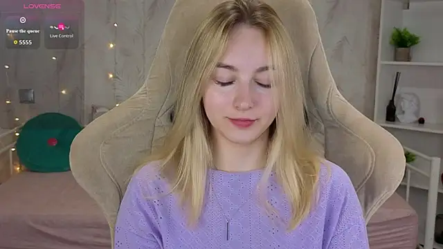 Shy Polly online show from July 19, 2026, 12:08 am