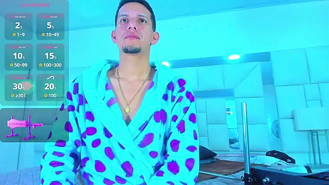 Snapshot of Sebastian_Smith__ chatting on December 19, 2025, 11:12 am Sebastian Smith online show from December 19, 2025, 11:12 am