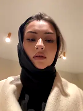 BimboTwiins online show from December 4, 2025, 1:43 pm