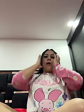 Snapshot of _scarleth_lux chatting on December 3, 2025, 8:30 pm scarleth lux online show from December 3, 2025, 8:30 pm