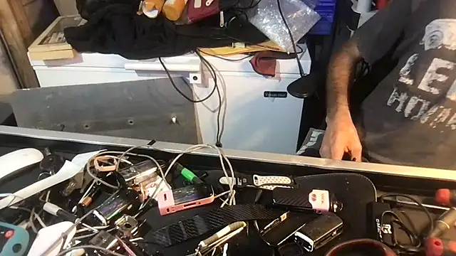 SinlessFreedom7 online show from February 12, 2026, 7:41 am