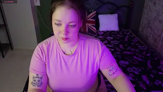 Vlada vv online show from May 11, 2026, 4:47 am