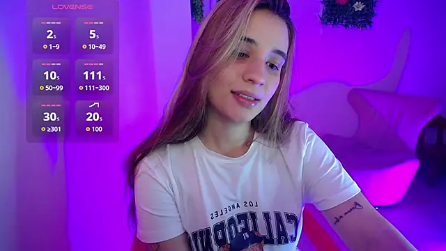 Karol Stones online show from December 5, 2025, 7:01 pm