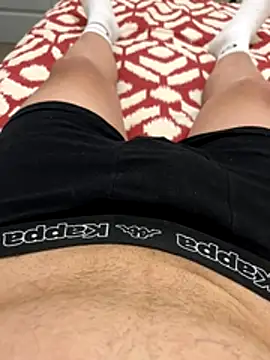 Snapshot of Lothentik chatting on December 21, 2025, 8:49 am Lothentik online show from December 21, 2025, 8:49 am