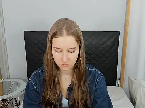 Snapshot of VanessaAmore chatting on February 27, 2026, 8:47 am VanessaAmore online show from February 27, 2026, 8:47 am