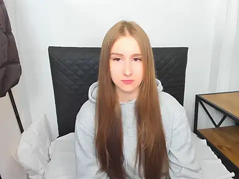 Snapshot of VanessaAmore chatting on February 6, 2026, 12:01 pm VanessaAmore online show from February 6, 2026, 12:01 pm