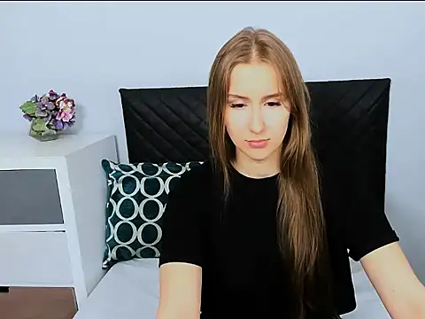 Snapshot of VanessaAmore chatting on April 5, 2026, 7:20 pm VanessaAmore online show from April 5, 2026, 7:20 pm