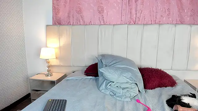 mia  gv online show from January 5, 2026, 5:27 pm