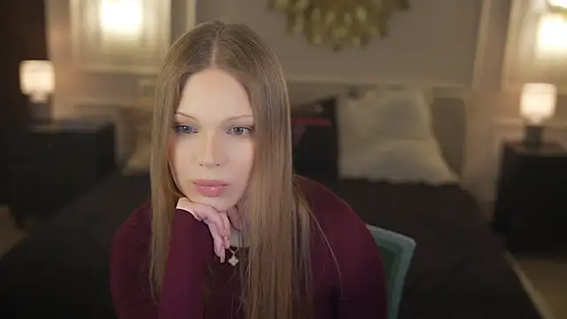 Snapshot of Charlotte_Dreams chatting on April 22, 2026, 1:18 pm Charlotte Dreams online show from April 22, 2026, 1:18 pm