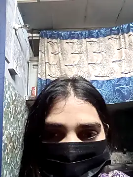 Snapshot of Suman_yadav001 chatting on November 21, 2025, 1:21 pm Suman yadav001 online show from November 21, 2025, 1:21 pm