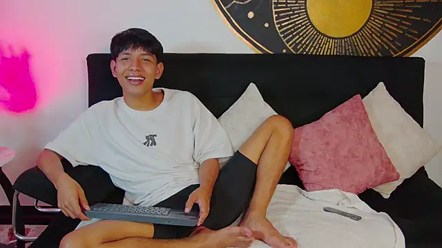 Liam Sinclair online show from February 17, 2026, 8:39 pm