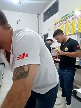 RobertoLuiz84 online show from April 24, 2026, 12:40 pm