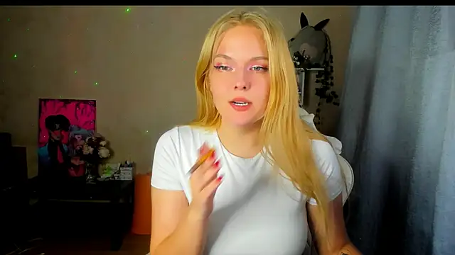 Snapshot of Alice_SweetPeach chatting on November 25, 2025, 2:06 pm Alice SweetPeach online show from November 25, 2025, 2:06 pm