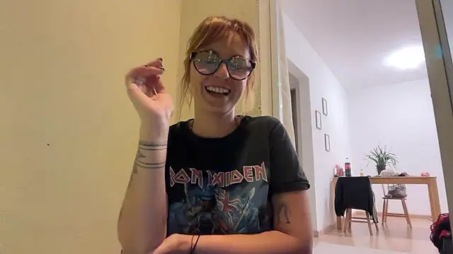 Snapshot of KnotBabe chatting on February 5, 2026, 12:17 am KnotBabe online show from February 5, 2026, 12:17 am