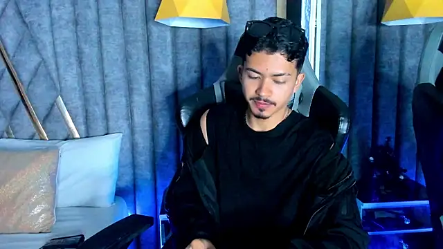 NicolaiKarav online show from January 13, 2026, 11:47 am