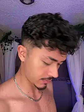 Snapshot of NicolaiKarav chatting on April 1, 2026, 2:13 am NicolaiKarav online show from April 1, 2026, 2:13 am