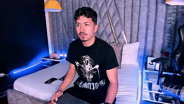 Snapshot of NicolaiKarav chatting on February 28, 2026, 11:54 am NicolaiKarav online show from February 28, 2026, 11:54 am