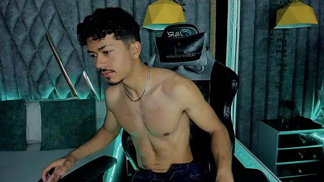 Snapshot of NicolaiKarav chatting on March 3, 2026, 12:01 pm NicolaiKarav online show from March 3, 2026, 12:01 pm